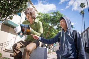 WesternU’s Esplanade on its Pomona, California campus was populated by a dozen realistic life-size bronze figures by internationally renowned sculptor Seward Johnson. The sculptures were installed Nov. 4, 2015 and remain until Feb. 1, 2016. (Jeff Malet, WesternU)