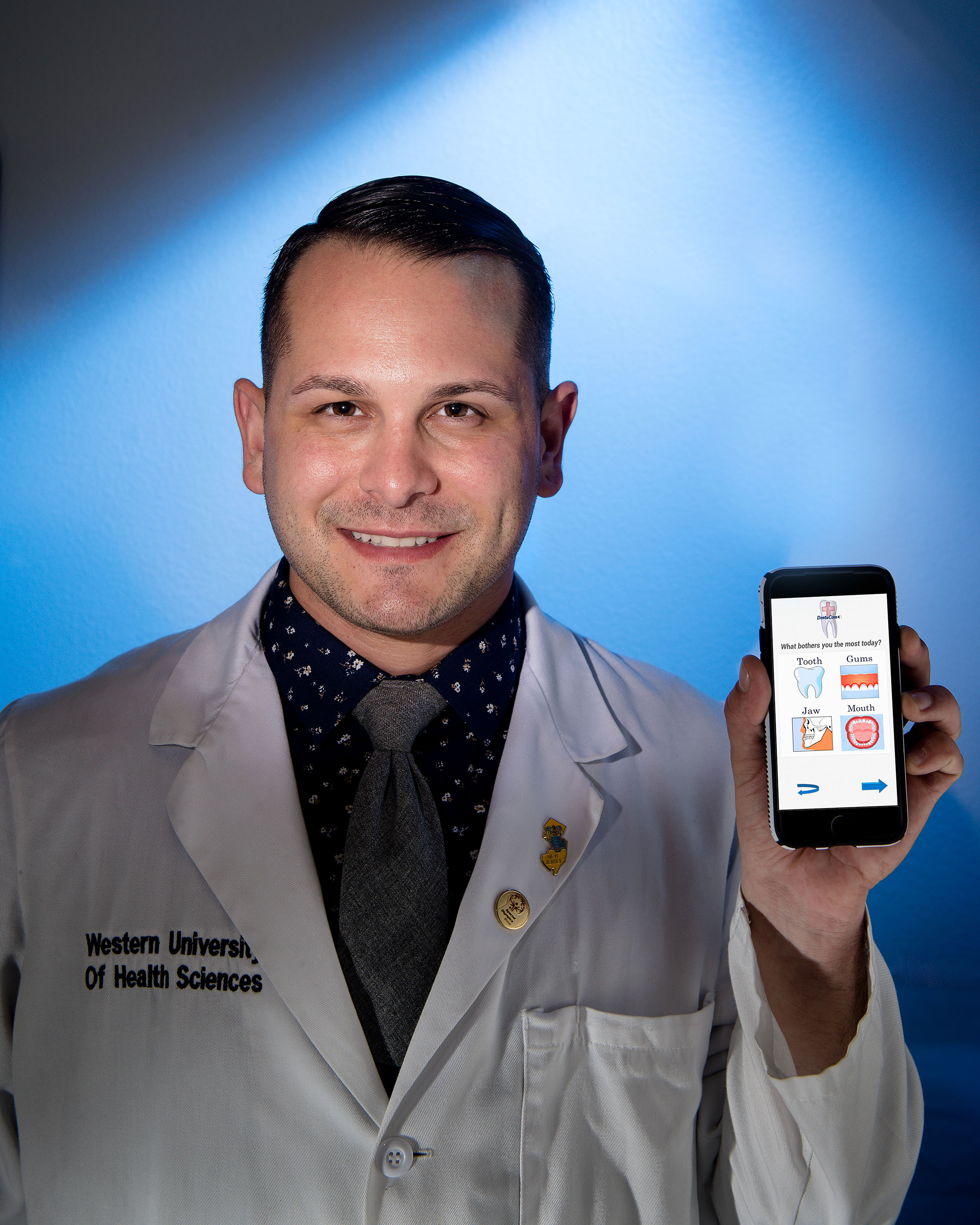 WesterrnU College of Dental Medicine Student Develops Dental Emergency App